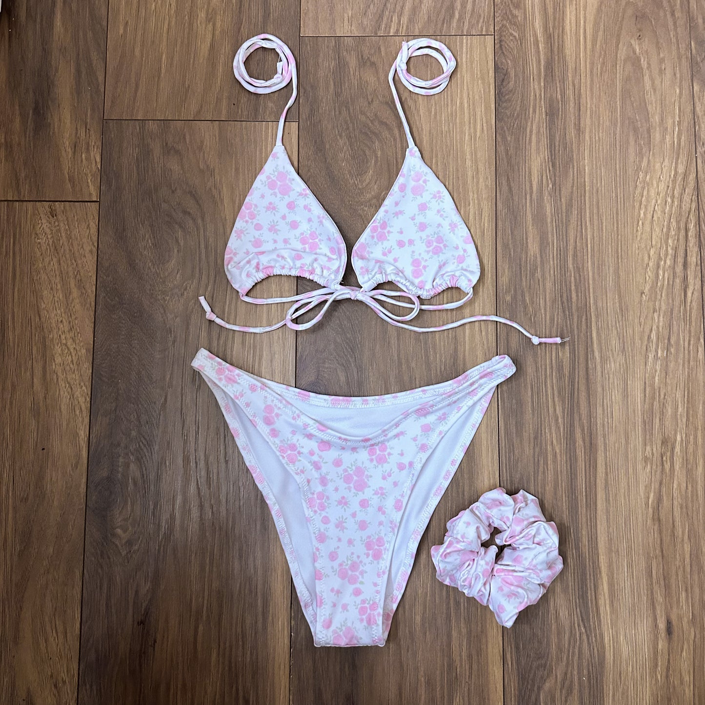 Rosebud Bikini Set (Various Styles)